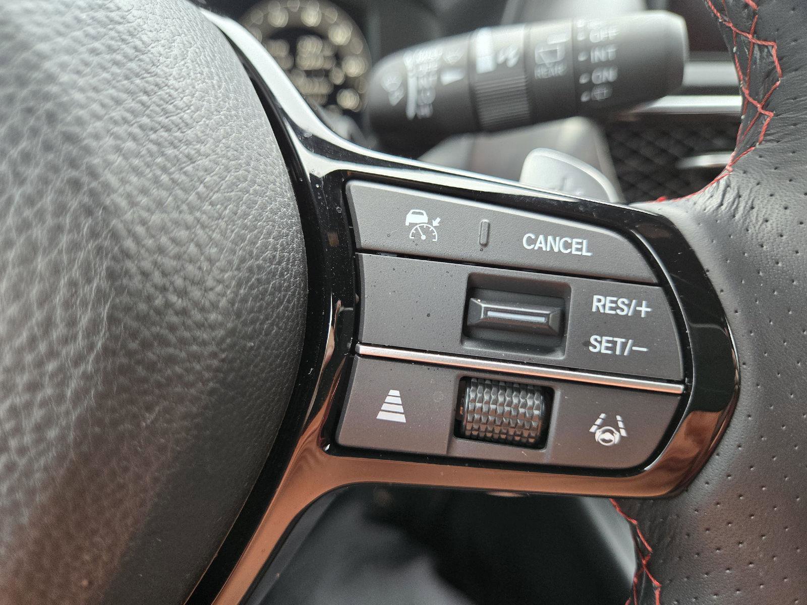 Certified 2025 Acura ADX A-Spec image 32