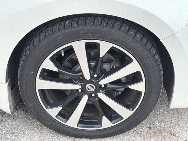 Used 2018 Nissan Altima 2.5 SR FWD image 8