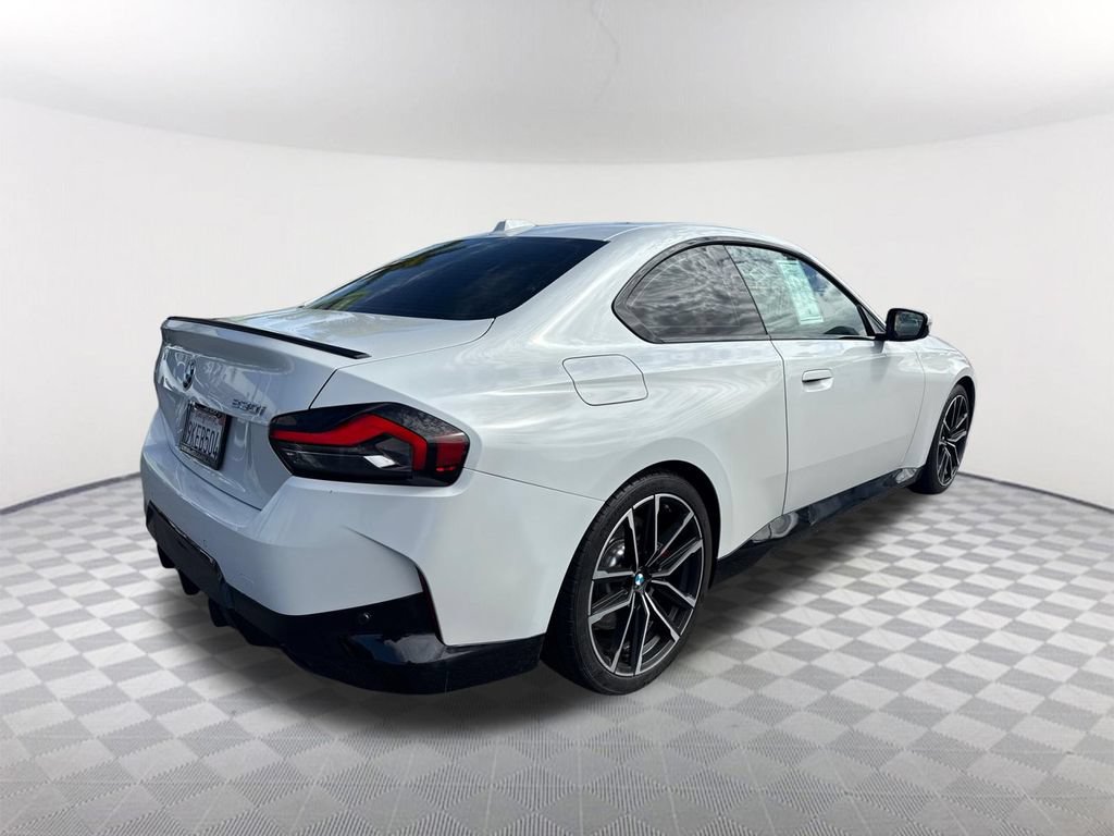 Used 2024 BMW 230i Coupe w/ Premium Package RWD image 4