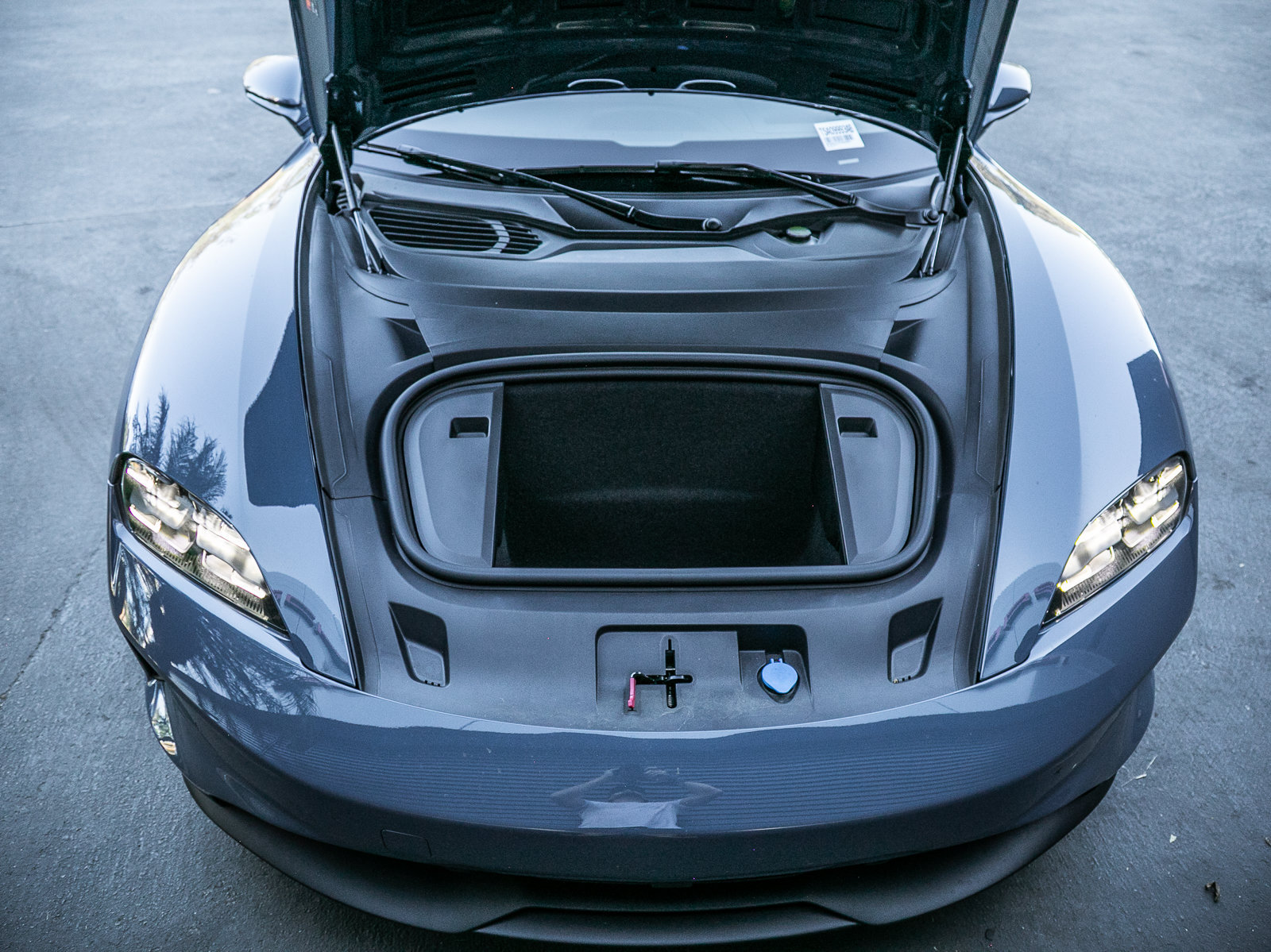 Certified 2026 Porsche Taycan AWD/4WD image 24