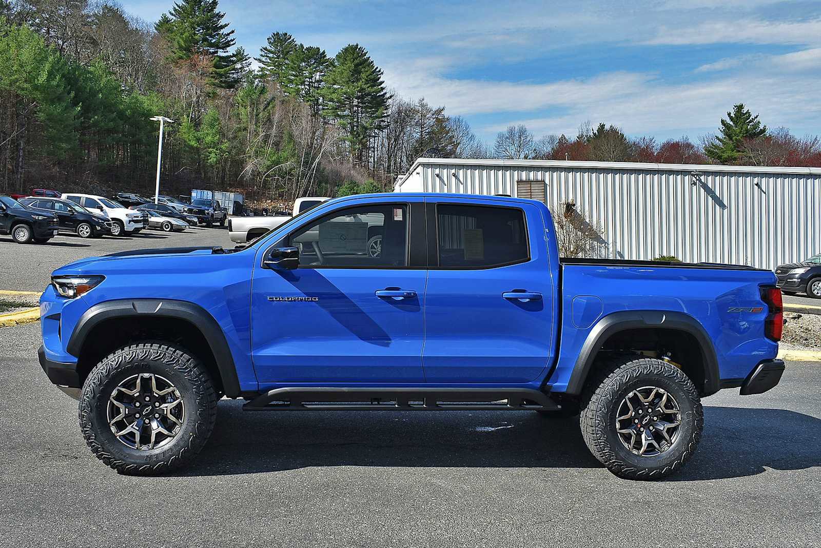 New 2026 Chevrolet Colorado ZR2 w/ Technology Package AWD/4WD image 4