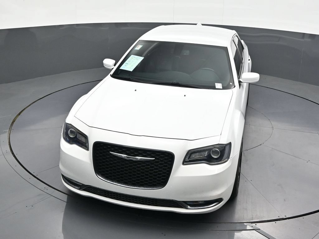 Used 2020 Chrysler 300 S RWD image 21