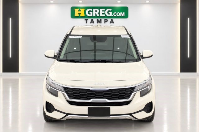 Used 2023 Kia Seltos LX AWD/4WD image 7