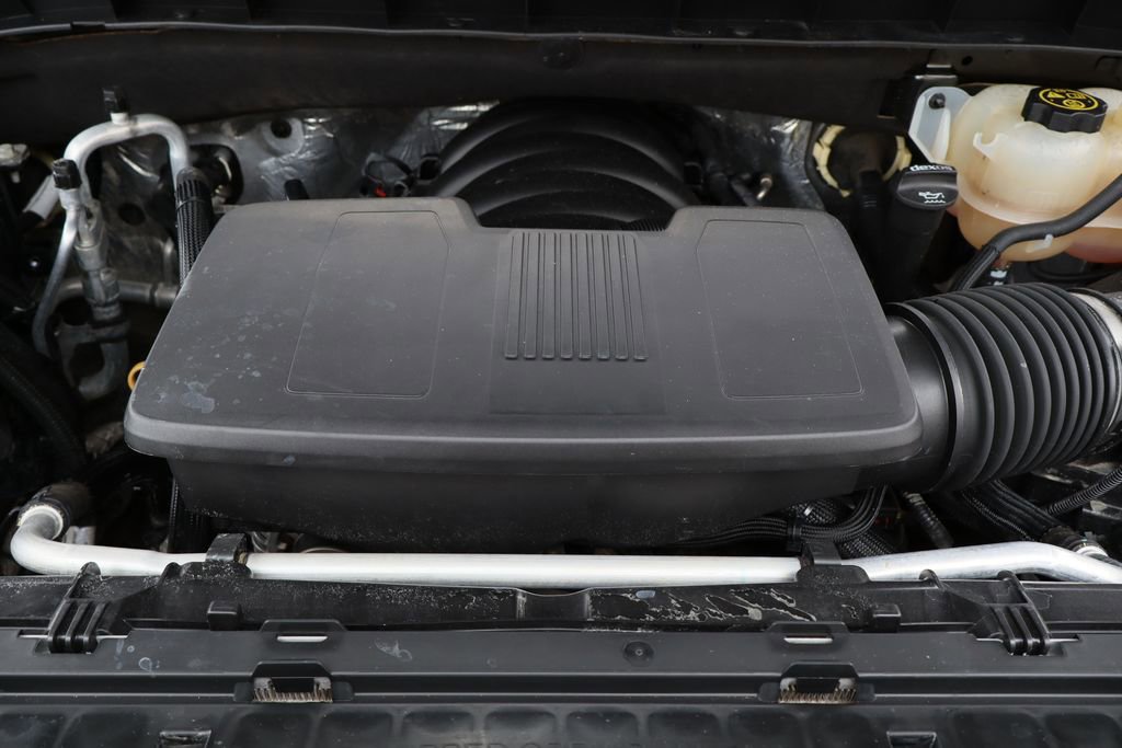 Used 2020 Chevrolet Silverado 1500 LT w/ All-Star Edition AWD/4WD image 29