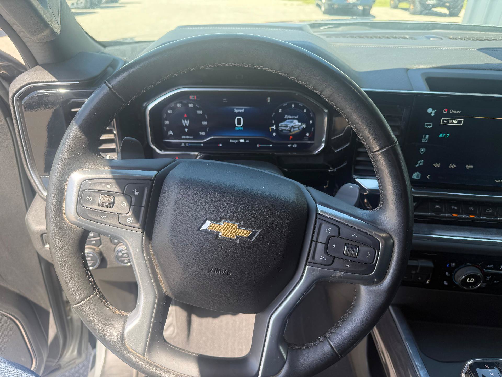 Used 2024 Chevrolet Silverado 1500 LTZ AWD/4WD image 12