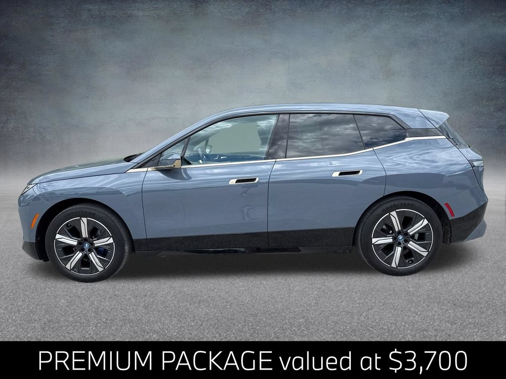 Certified 2024 BMW iX xDrive50 w/ Premium Package AWD/4WD image 2