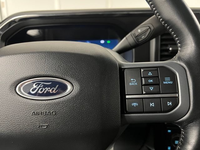 Used 2024 Ford F350 Lariat w/ Black Appearance Package AWD/4WD image 32