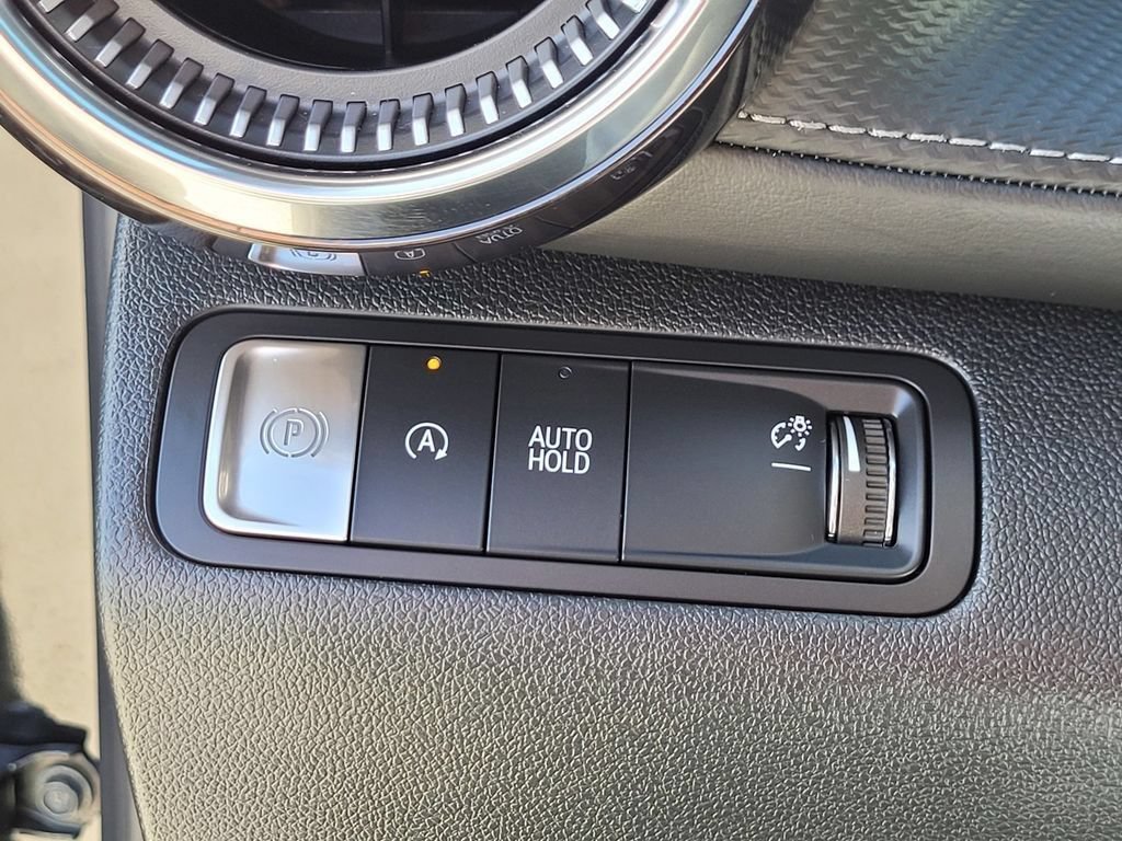 New 2026 Chevrolet Equinox LT w/ Convenience Package II FWD image 24