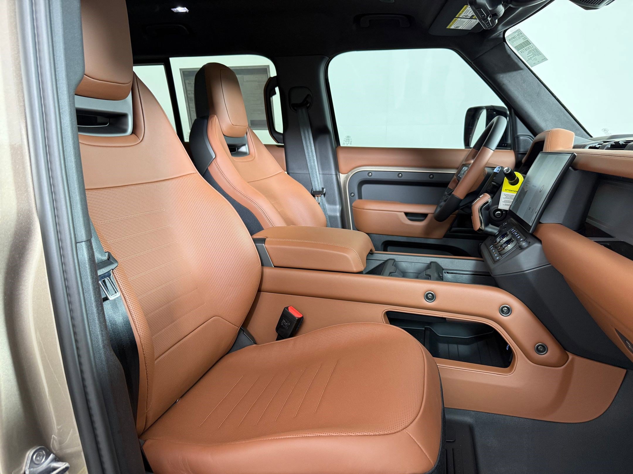 New 2026 Land Rover Defender 110 OCTA AWD/4WD image 26
