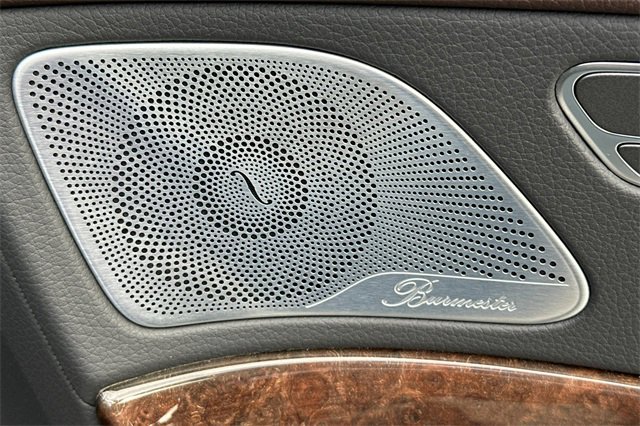 Used 2018 Mercedes-Benz S 560 Sedan image 21