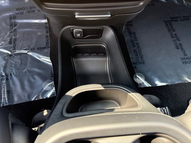 New 2026 Chrysler Pacifica Select image 23