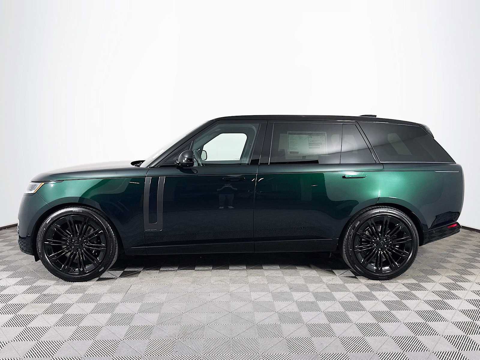 New 2026 Land Rover Range Rover Long Wheelbase Autobiography AWD/4WD image 8
