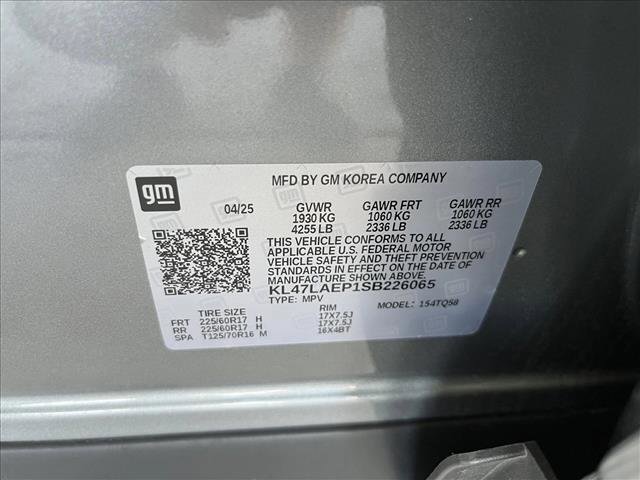 Used 2025 Buick Envista Preferred FWD image 24