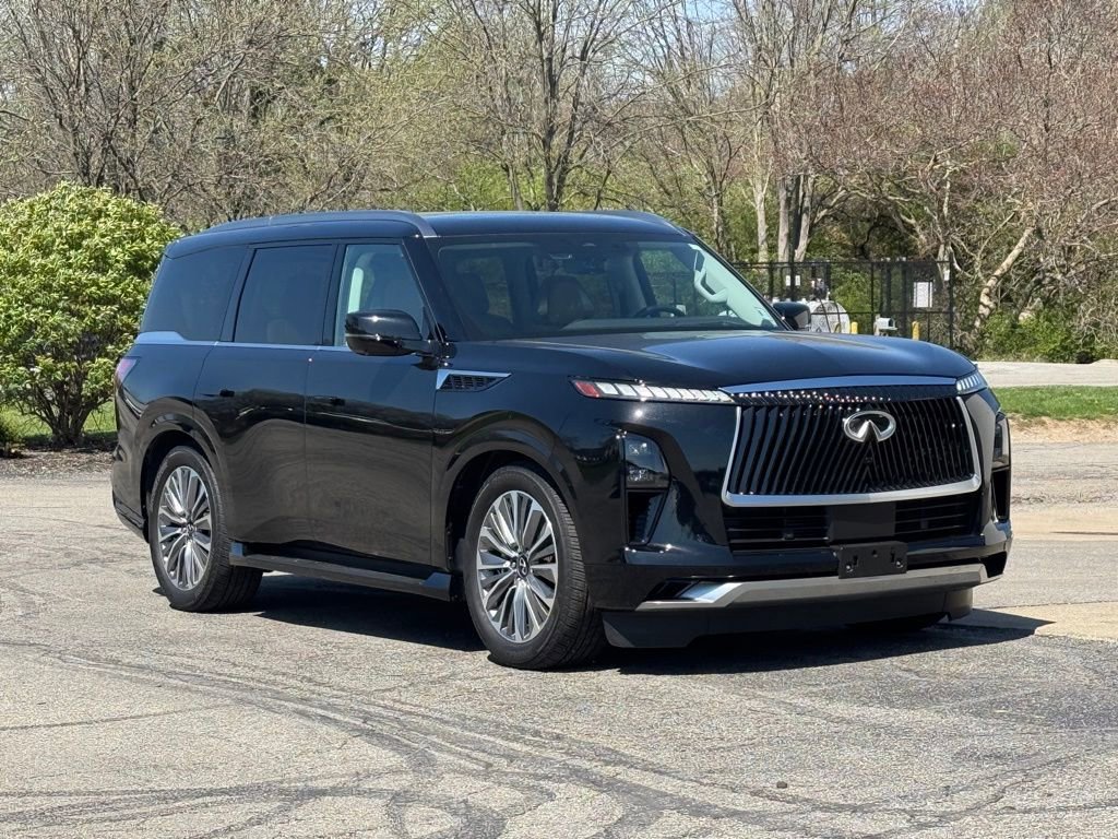 Used 2025 INFINITI QX80 Sensory