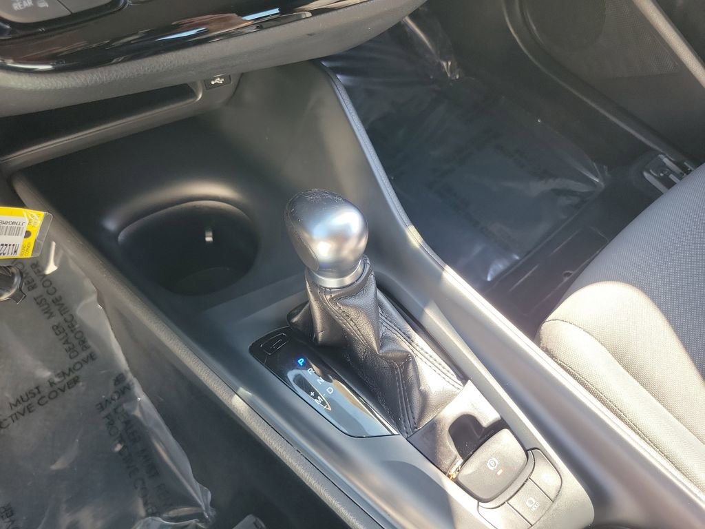 Used 2021 Toyota C-HR LE image 27