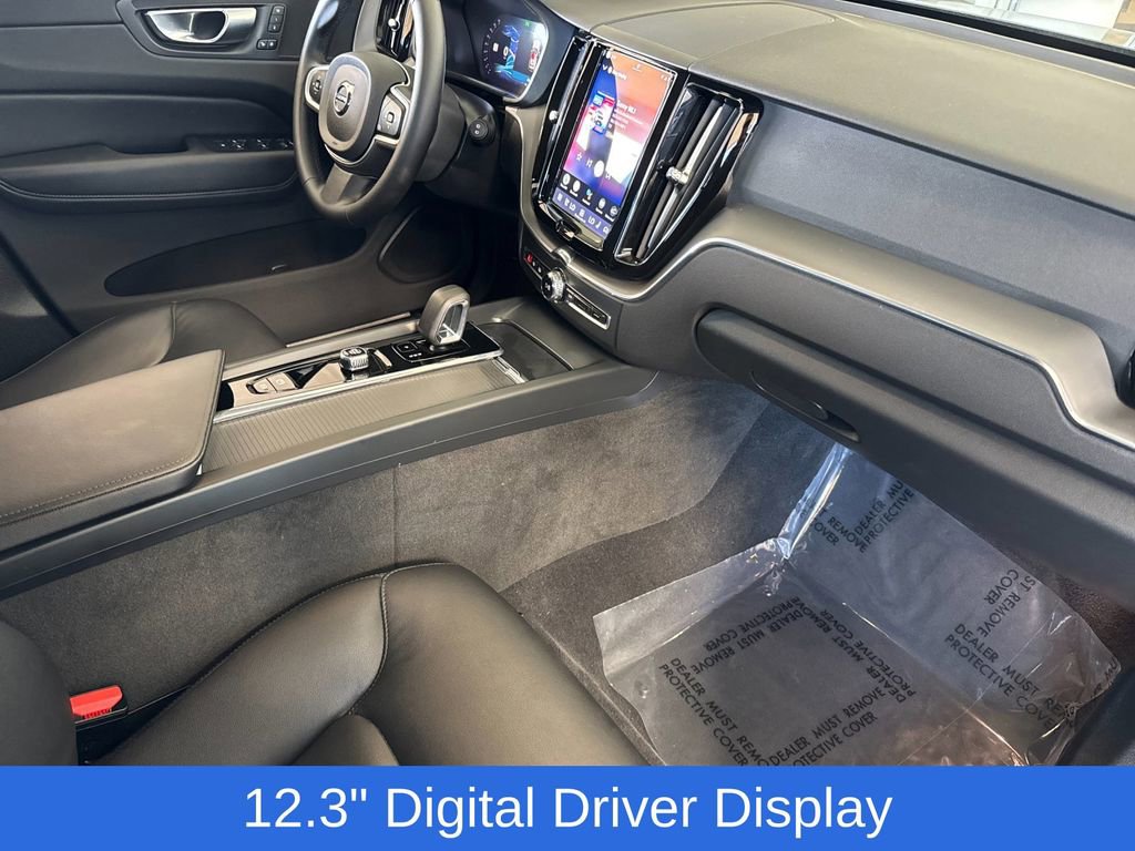 Certified 2025 Volvo XC60 B5 Core image 15