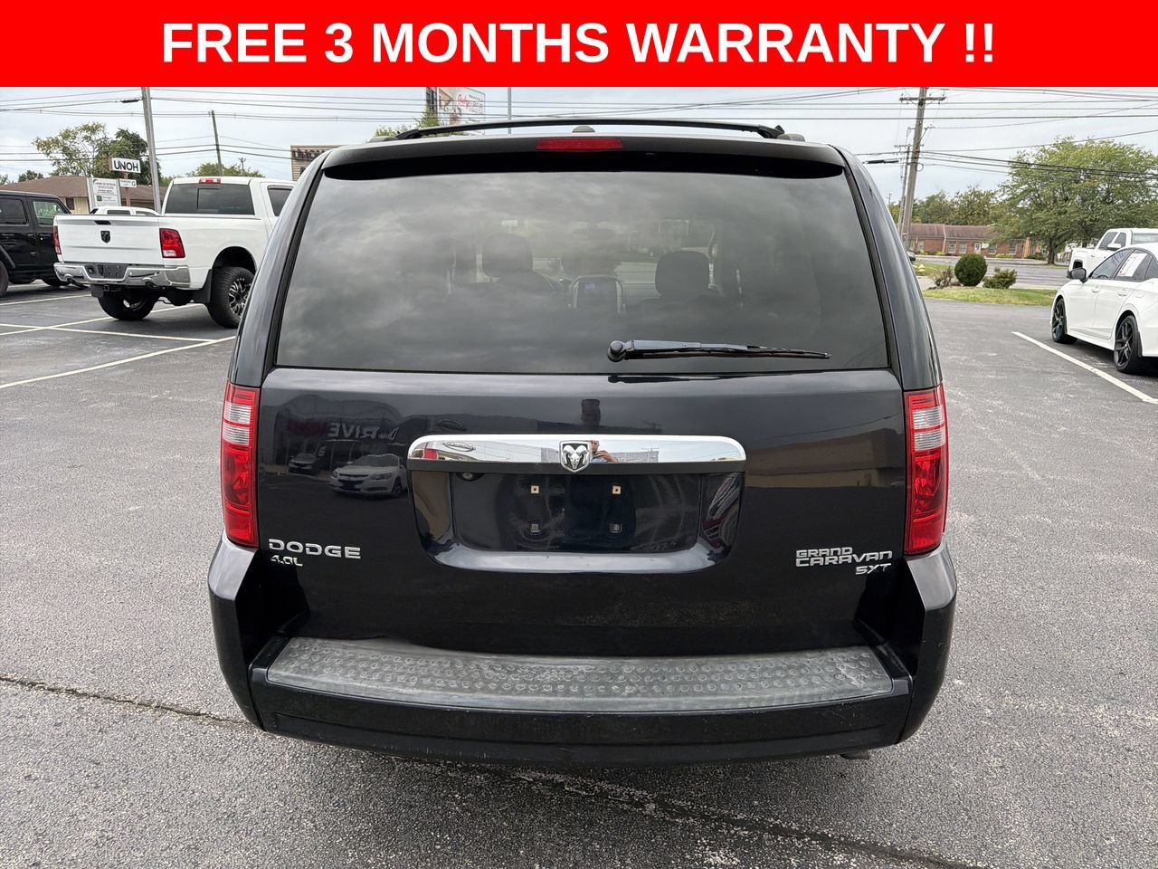 Used 2010 Dodge Grand Caravan Crew w/ Family Value Group FWD image 29