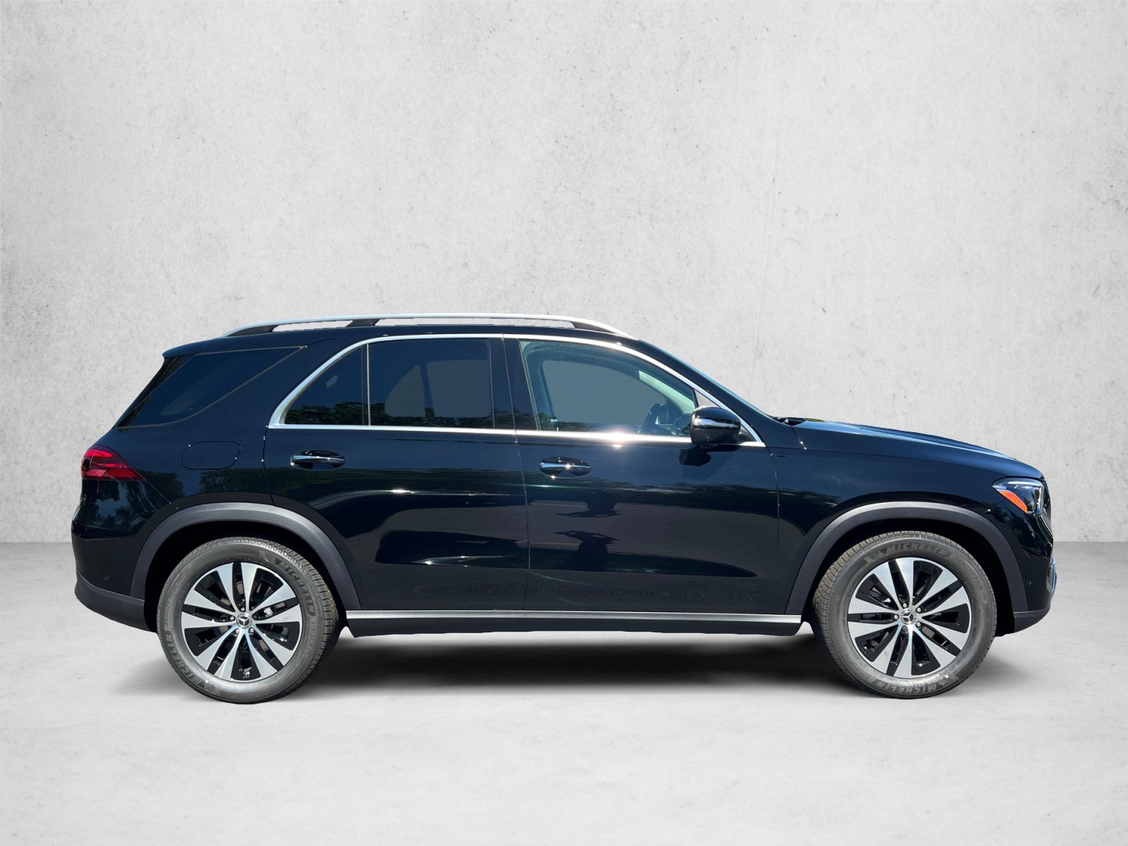 New 2026 Mercedes-Benz GLE 350 4MATIC image 4