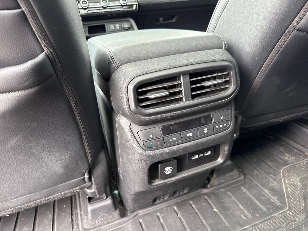 Used 2023 Honda Pilot Elite image 22