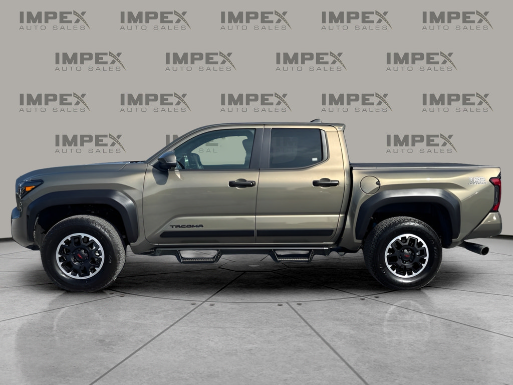Used 2024 Toyota Tacoma TRD Off-Road w/ TRD Off Road Premium Package AWD/4WD image 2