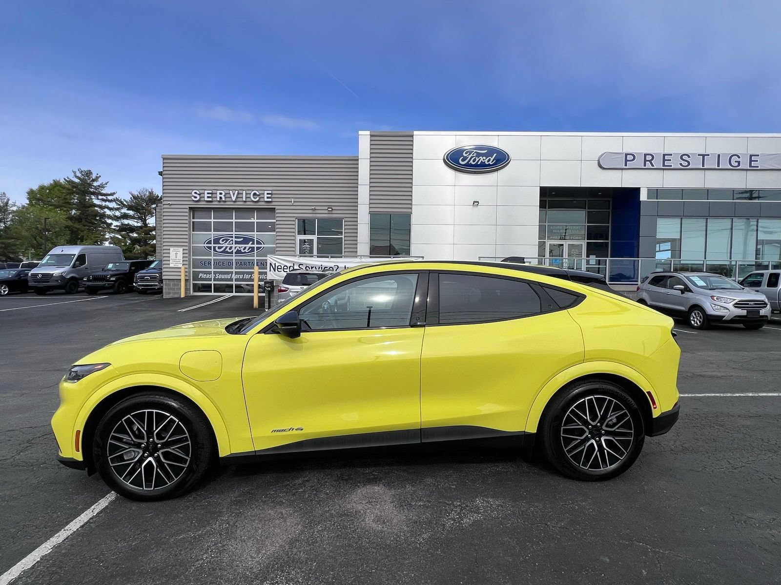 Certified 2025 Ford Mustang Mach-E Premium AWD/4WD image 9