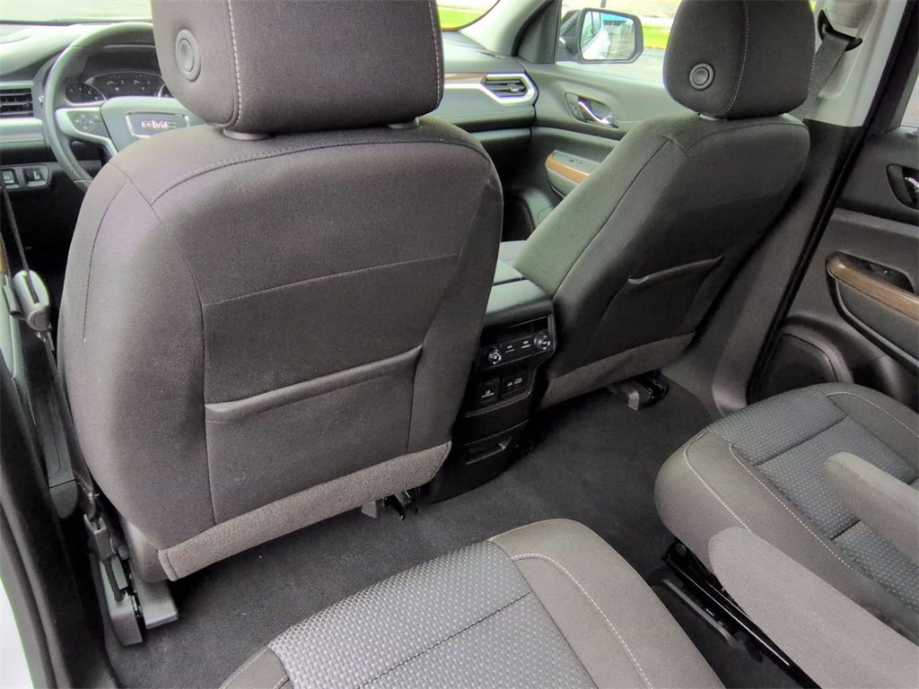 Certified 2023 GMC Acadia SLE w/ Driver Convenience Package image 22
