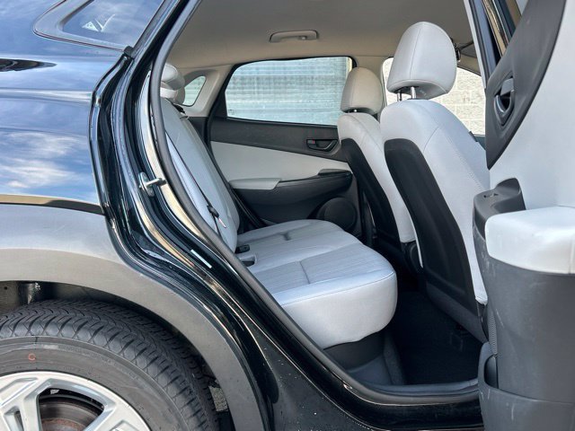 Used 2022 Hyundai Kona SEL AWD/4WD image 29