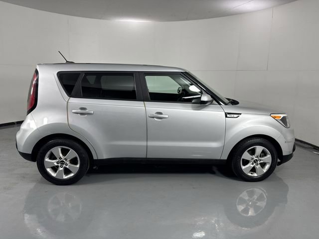 Used 2017 Kia Soul image 34