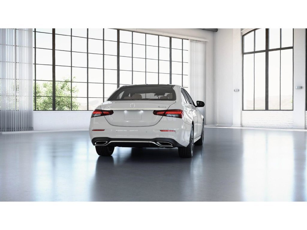 Used 2023 Mercedes-Benz E 350 4MATIC Sedan image 25