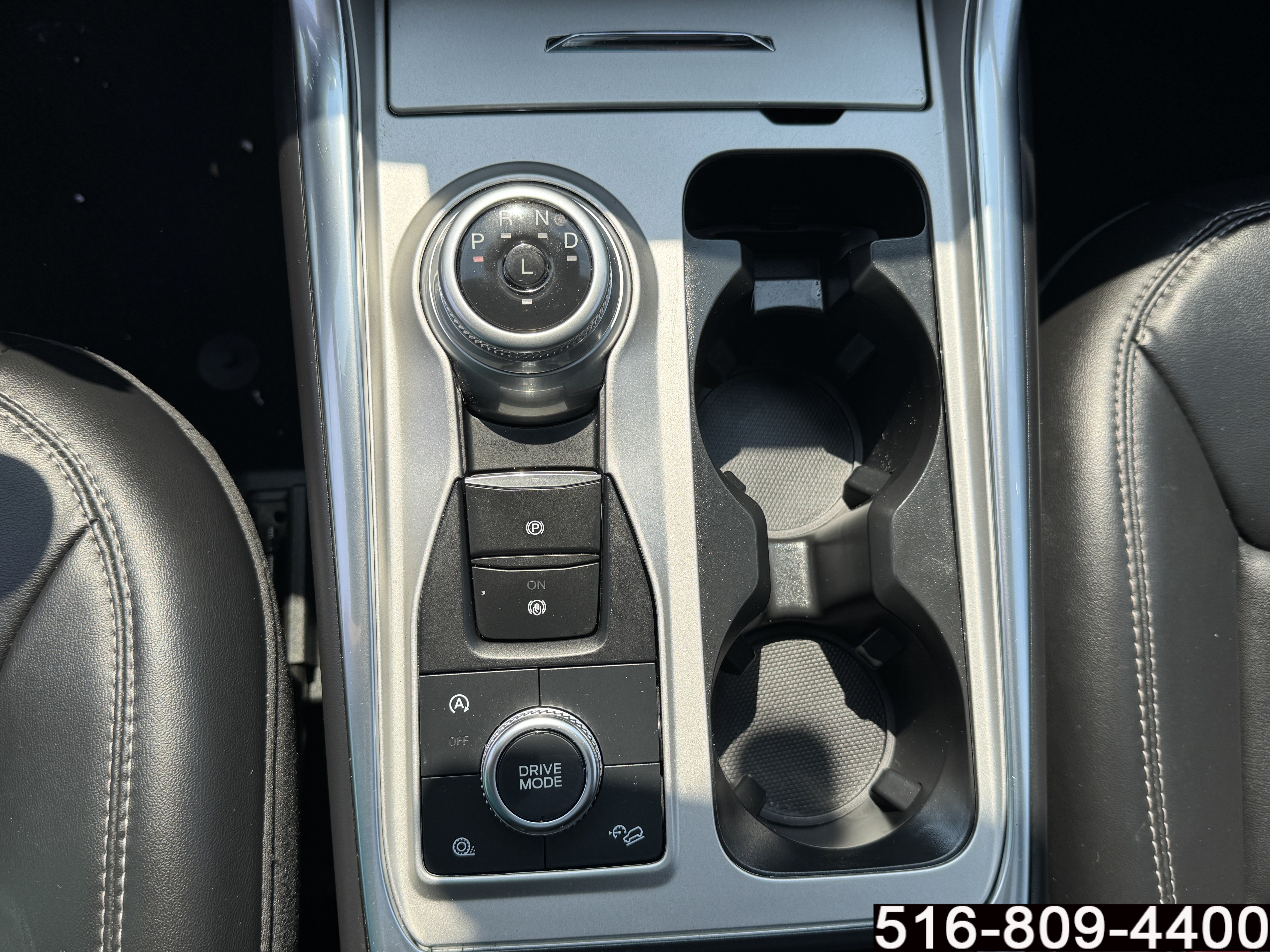 Used 2023 Ford Explorer XLT w/ Equipment Group 202A AWD/4WD image 21