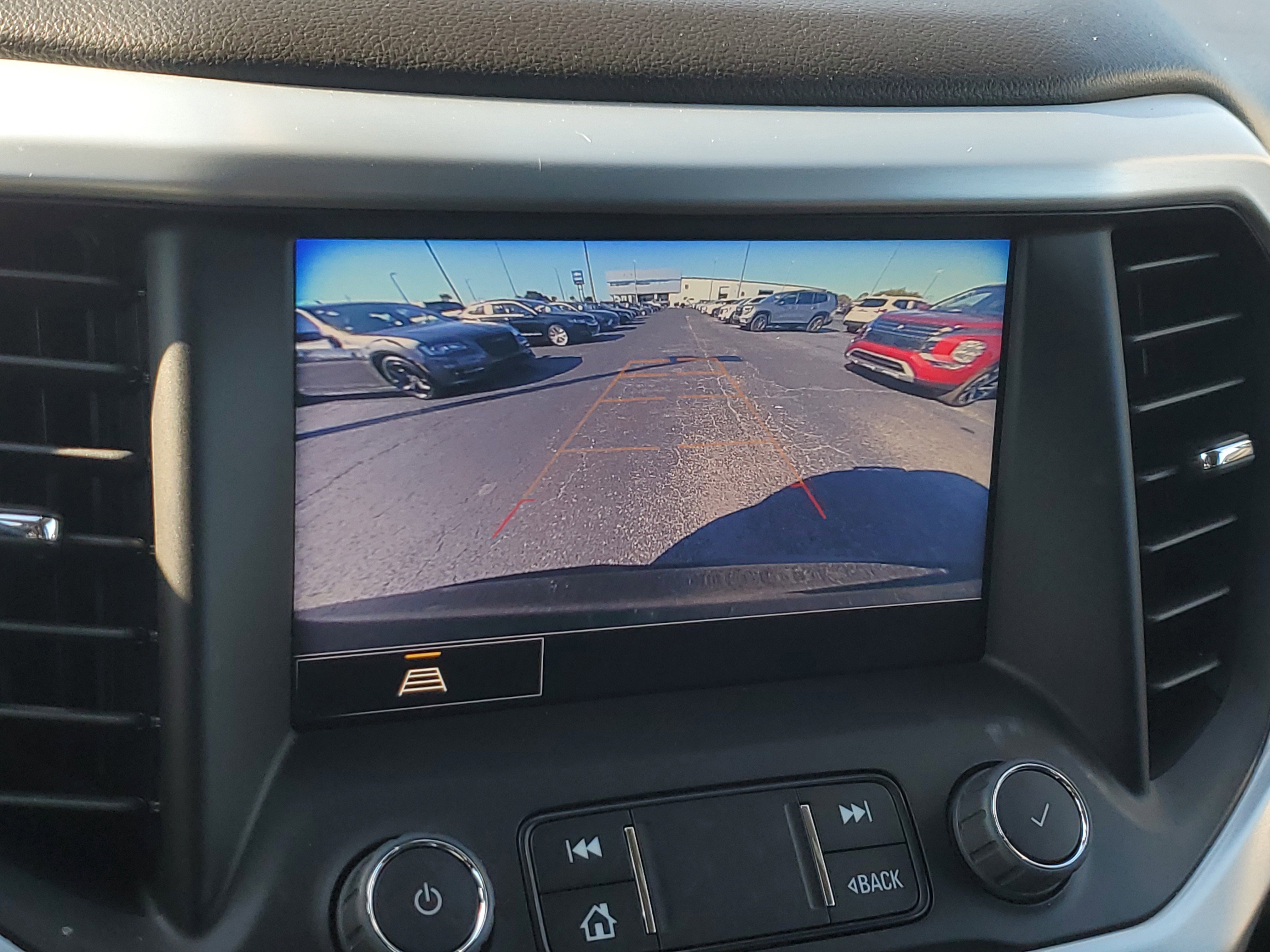 Used 2023 GMC Acadia SLT image 28