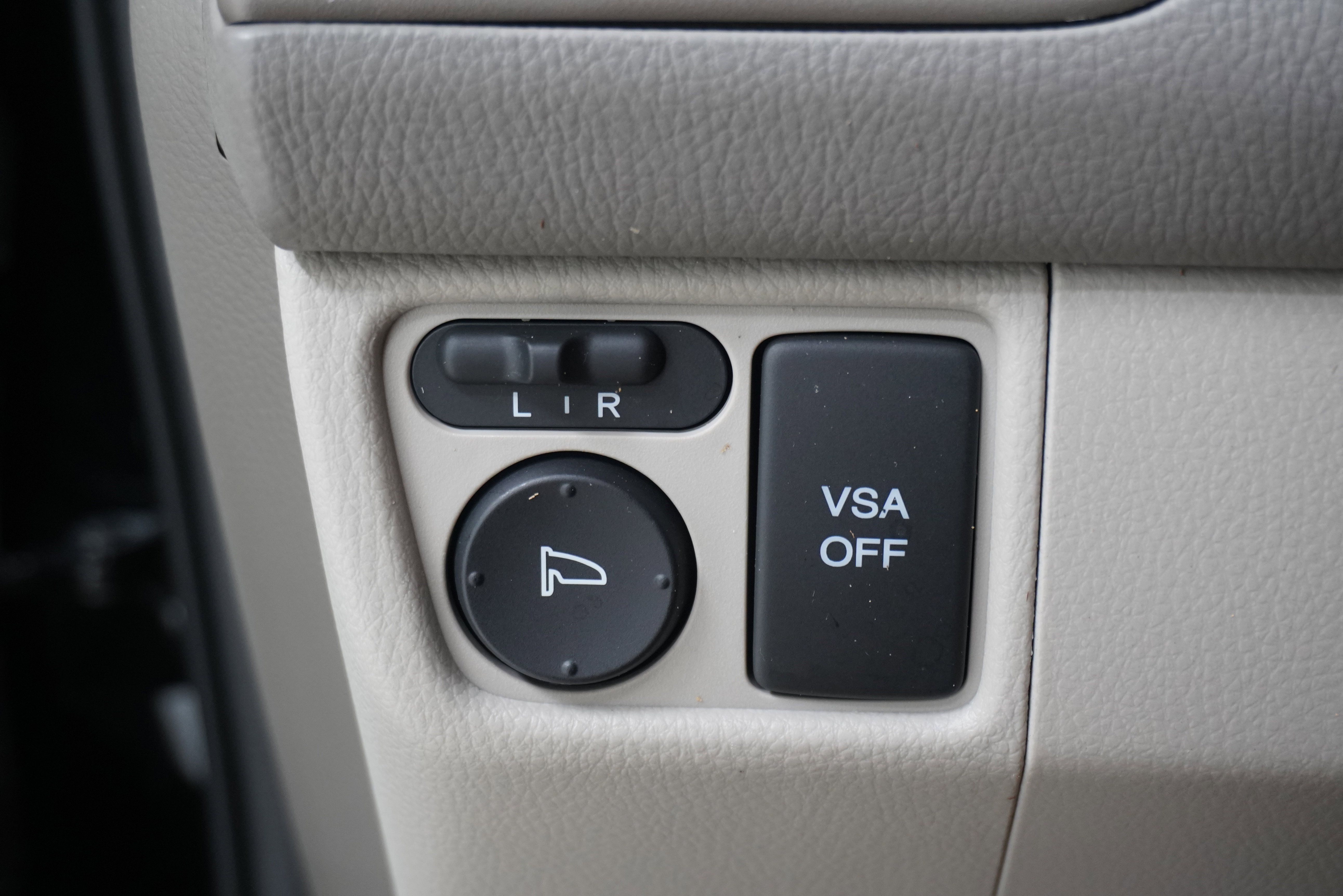 Used 2011 Acura RDX SH-AWD image 24