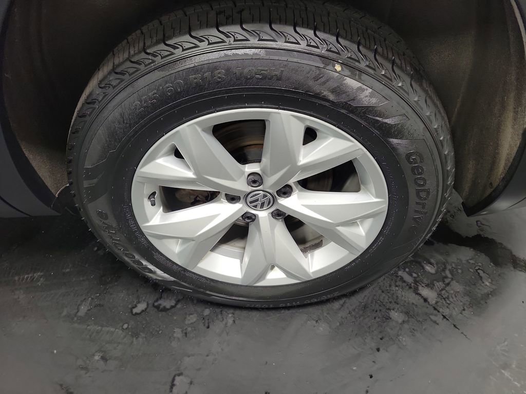 Used 2018 Volkswagen Atlas SEL image 11