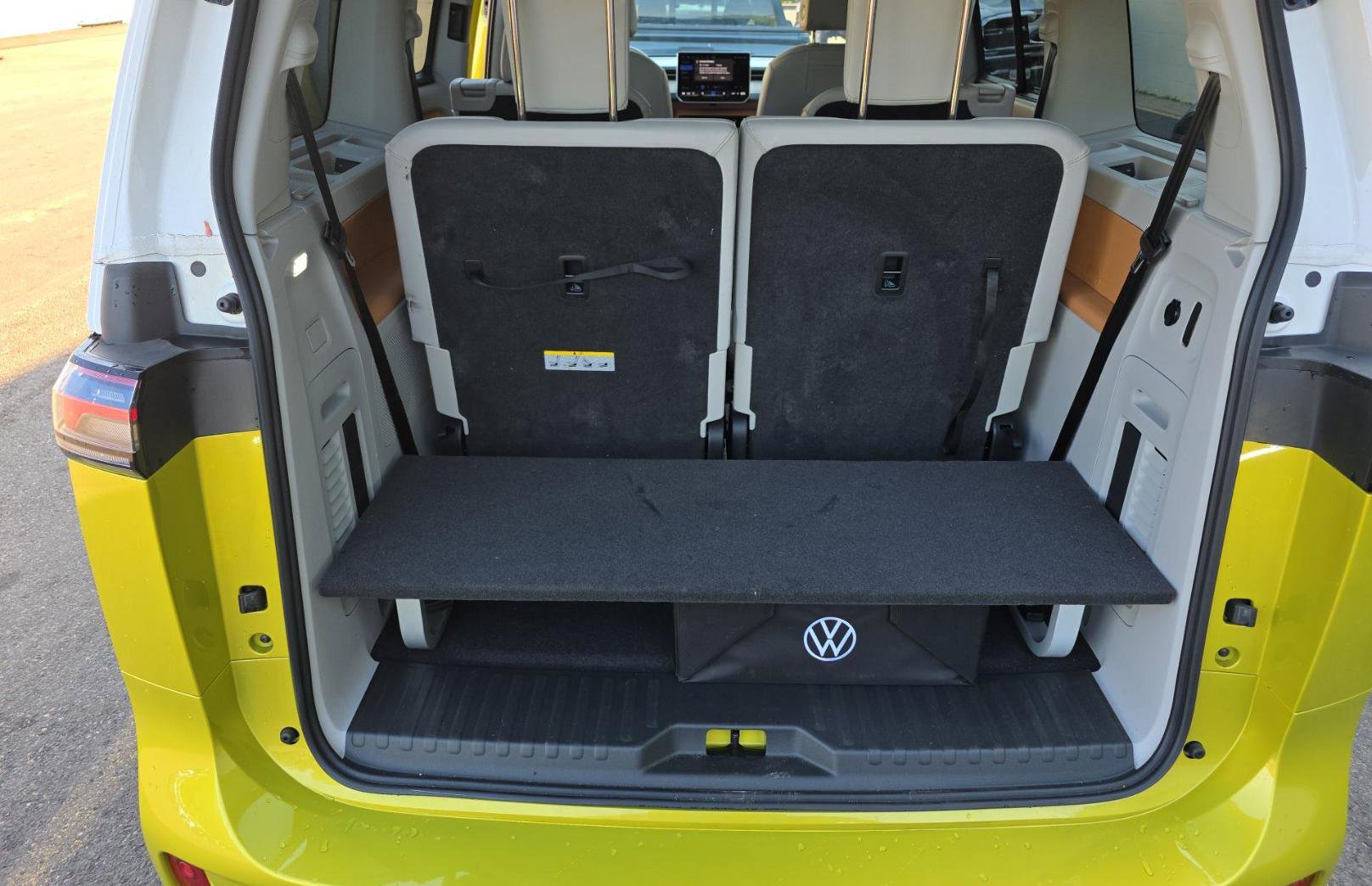 Used 2025 Volkswagen ID. Buzz Pro S Plus AWD/4WD image 23