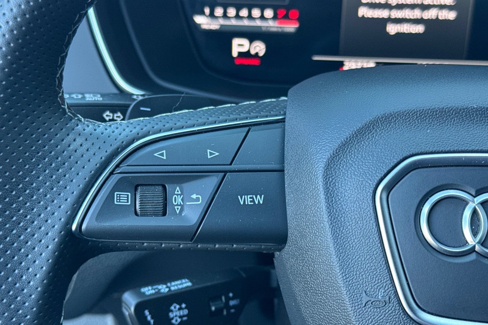 Used 2023 Audi SQ5 Prestige w/ Prestige Package AWD/4WD image 28