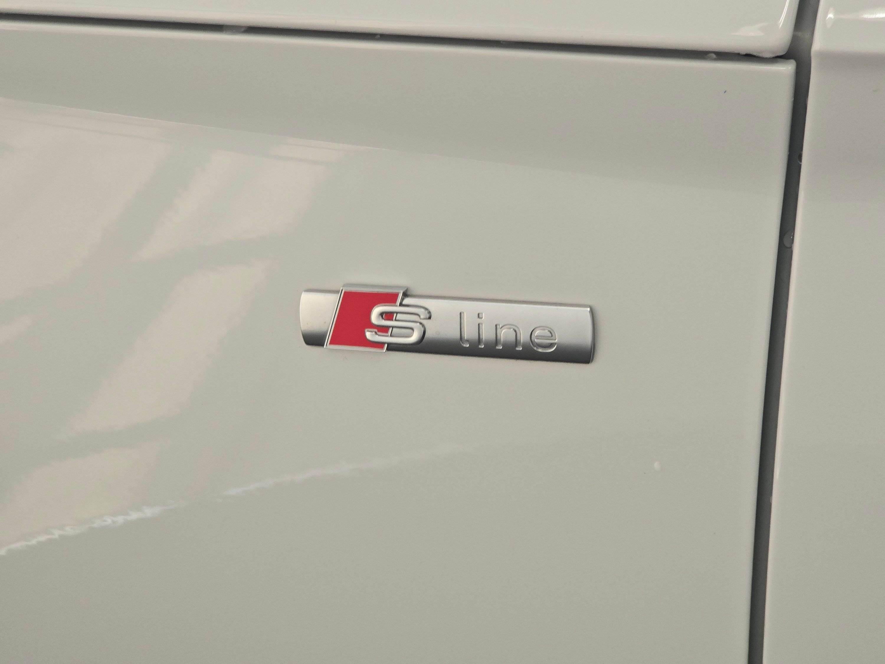 Used 2022 Audi Q5 2.0T Premium w/ Convenience Package image 35