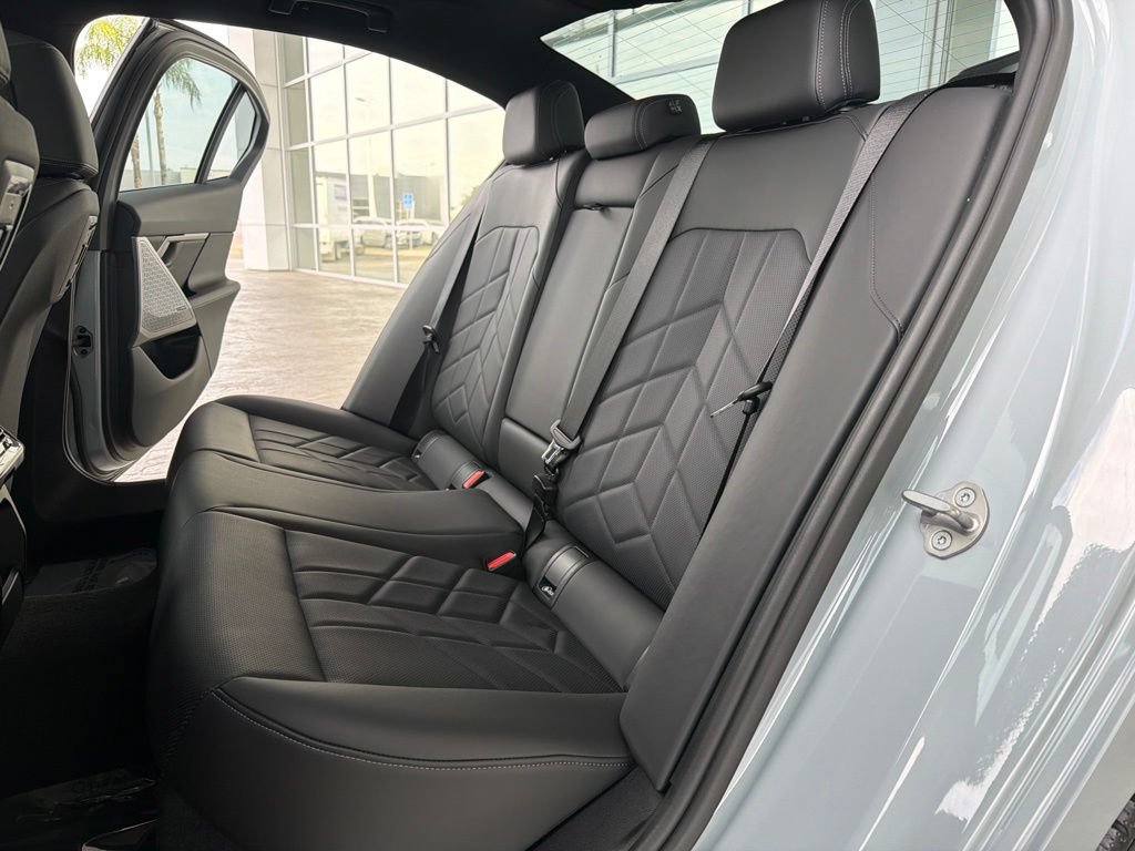 Used 2024 BMW i5 M60 w/ Premium Package AWD/4WD image 11