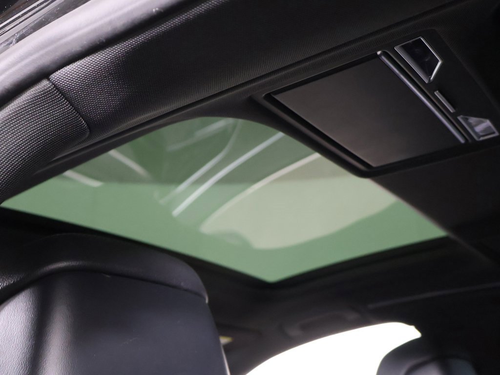 Used 2024 Audi A8 L 3.0T w/ Executive Package image 19