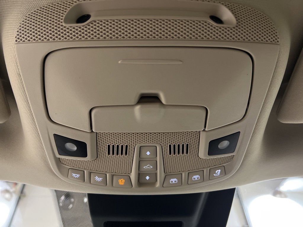 Used 2019 Lincoln Navigator L Reserve image 29