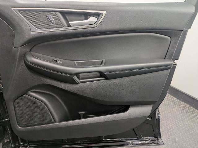 Certified 2022 Ford Edge SEL w/ Convenience Package AWD/4WD image 32