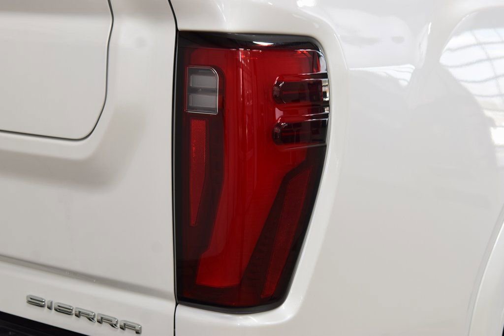 Used 2024 GMC Sierra 2500 Denali Ultimate image 22