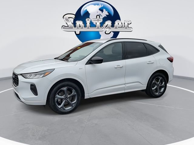 Used 2023 Ford Escape ST-Line w/ Tech Pack #1 image 4