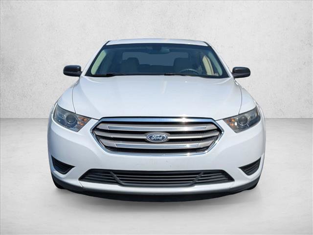 Certified 2017 Ford Taurus SE FWD image 3
