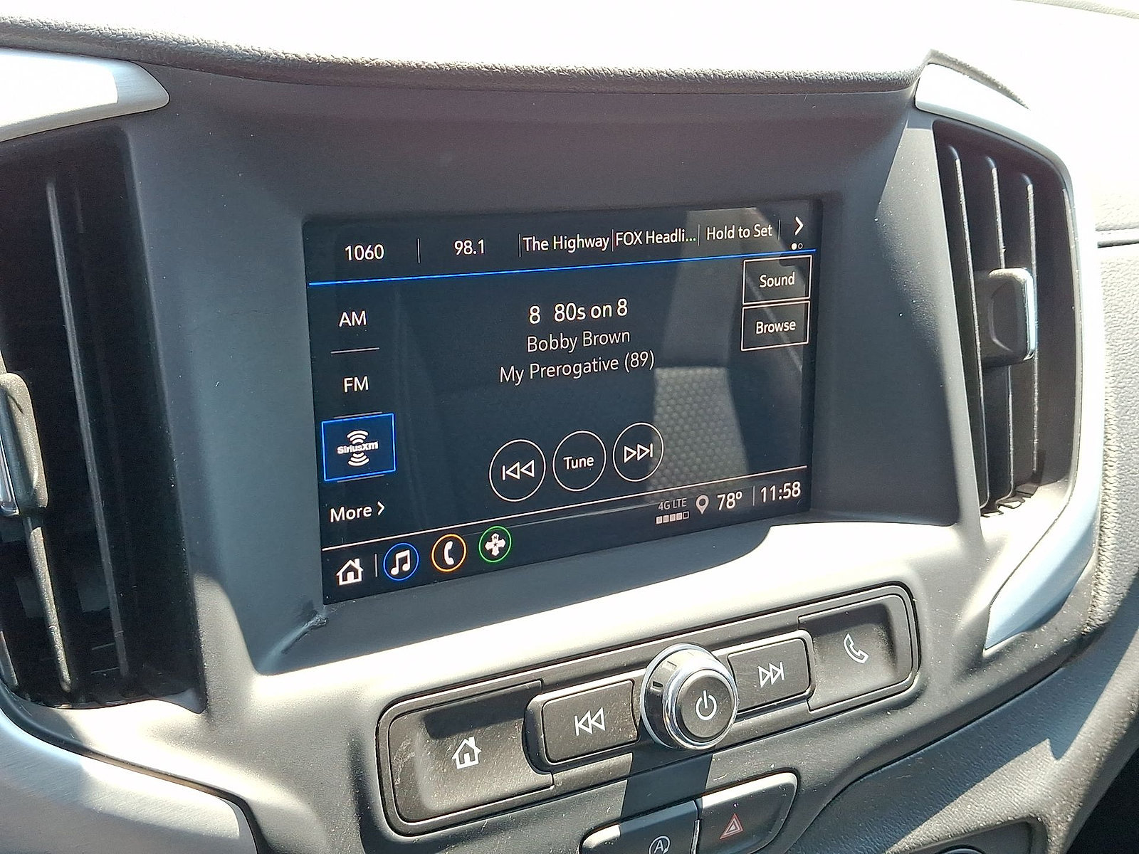 Certified 2024 GMC Terrain SLE FWD image 14