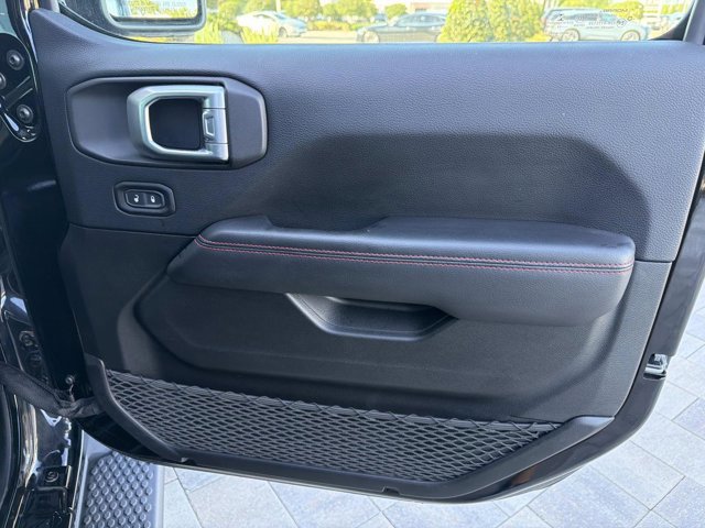 Used 2019 Jeep Wrangler Unlimited Rubicon image 16