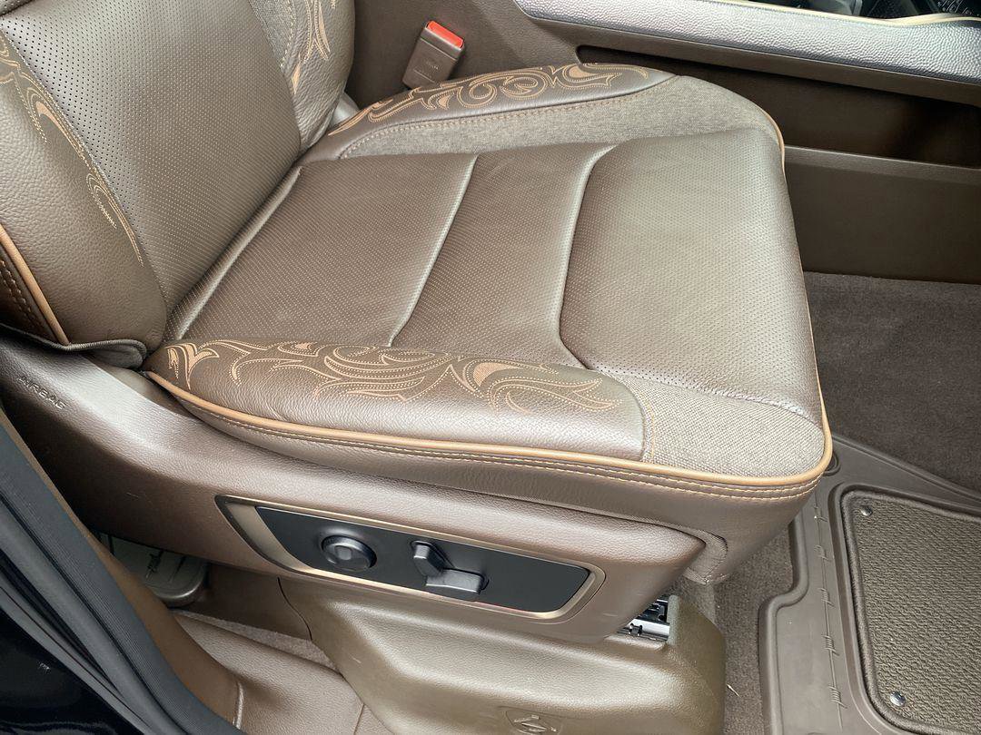 Used 2025 RAM 1500 Limited w/ Trailer Tow Group image 24