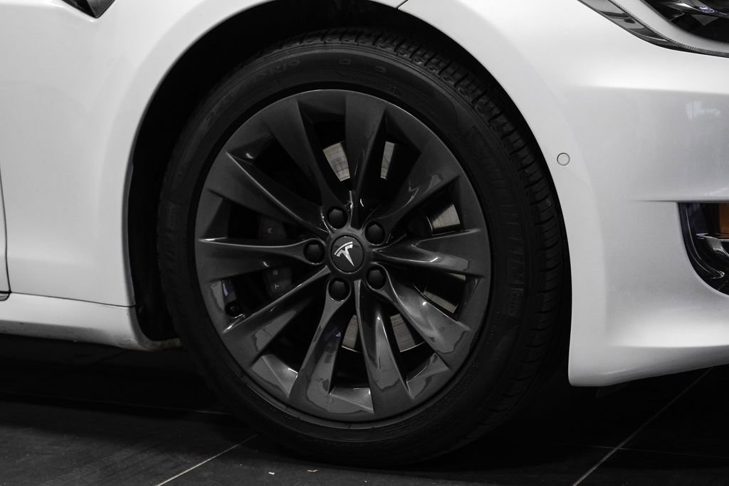 Used 2018 Tesla Model S 75D image 64