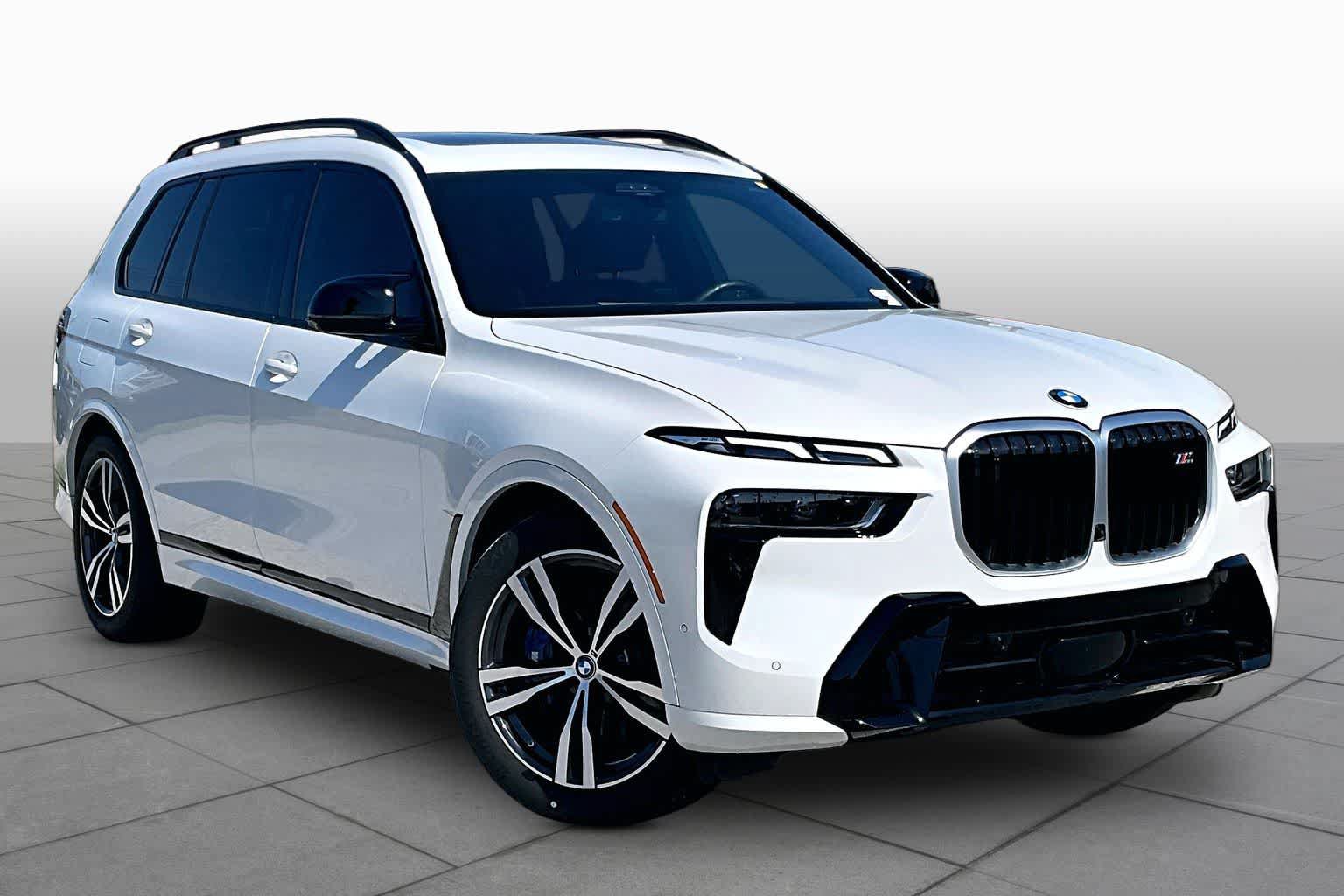 Used 2025 BMW X7 M60i AWD/4WD image 2