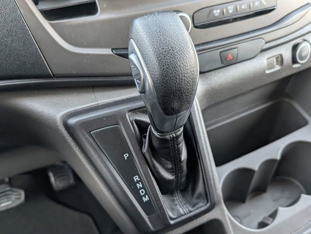 Used 2022 Ford Transit 350 XLT image 32