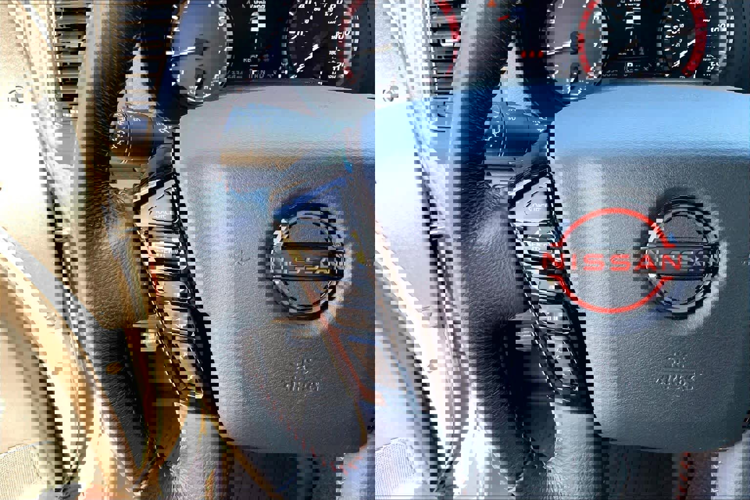 Used 2023 Nissan Frontier PRO-4X w/ Pro Convenience Package image 22